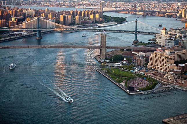 Brooklyn Bridge