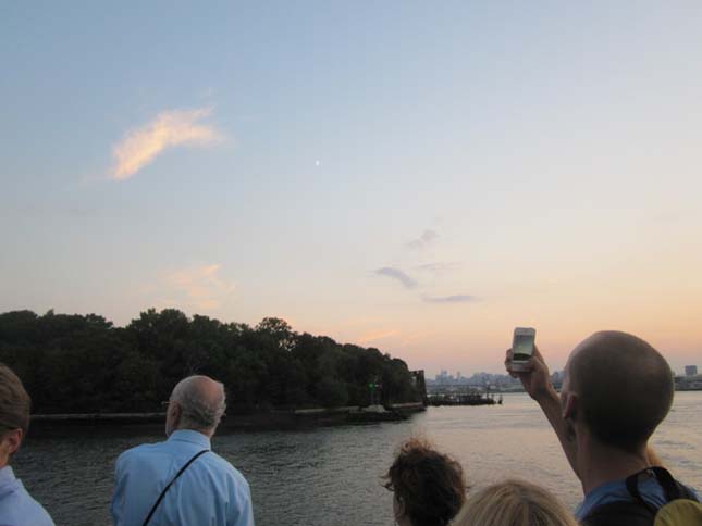 North Brother Island, kísérteties sziget