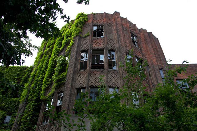 North Brother Island, kísérteties sziget