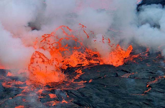 Lávató a Nyiragongo Vulkánban