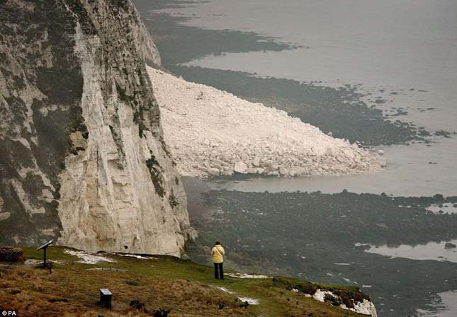 Beachy Head sziklaomlás