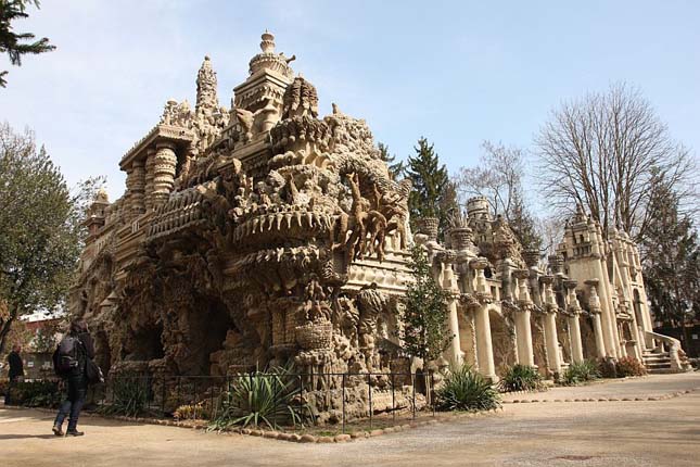 Palais Idéal, egyetlen ember élete munkája