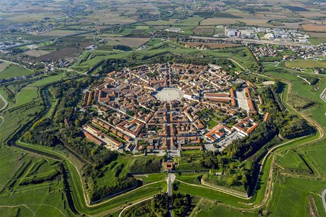 Palmanova