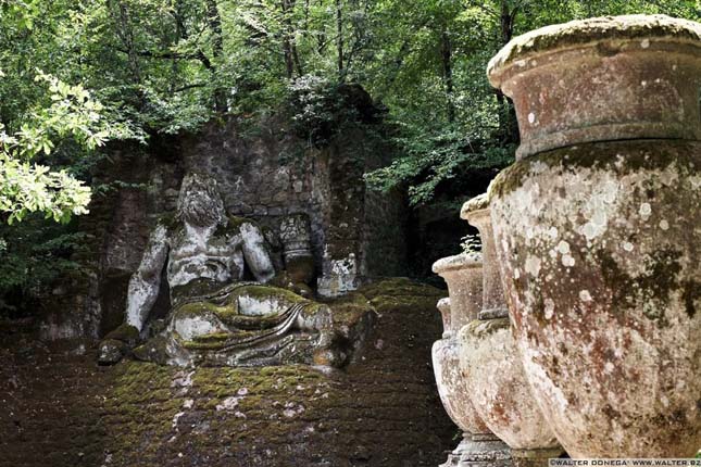 Szörnyek parkja, Olaszország