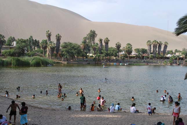 Huacachina oázis, Peru