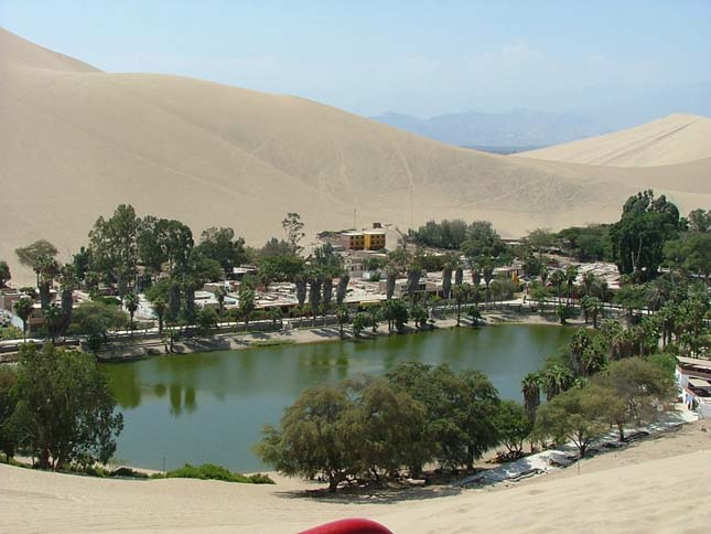 Huacachina oázis, Peru