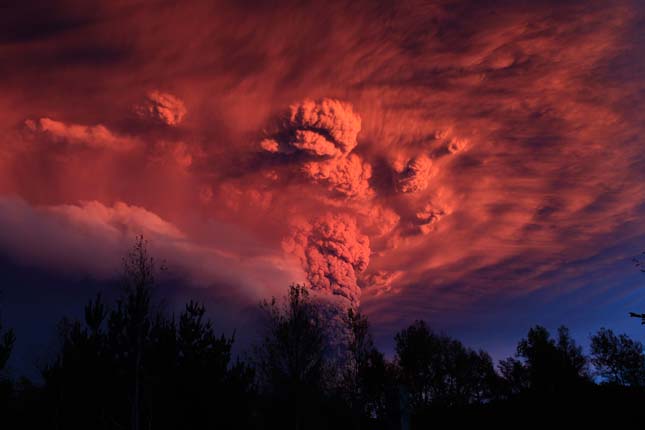 Puyehue vulkán kitörése