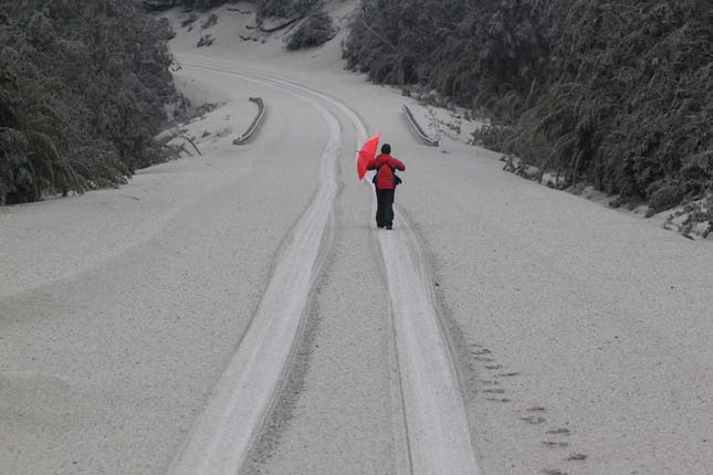 Puyehue vulkán kitörése