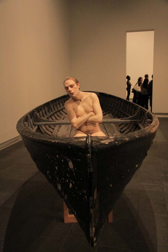 Ron Mueck szobrai