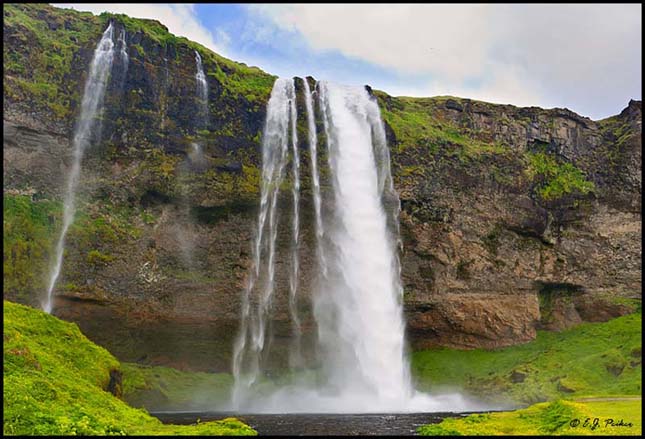 Seljalandsfoss-vízesés