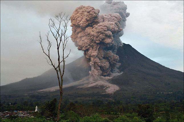 Sinabung vulkán