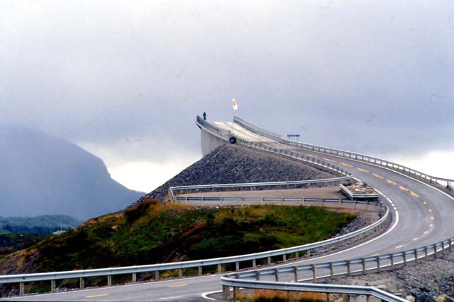 Storseisundet-híd