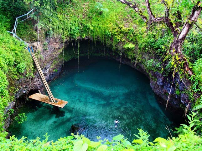 Sua Ocean Trench, gyönyörű tó a Szamoa-szigeteken