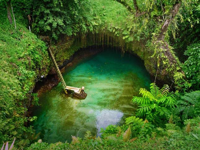 Sua Ocean Trench, gyönyörű tó a Szamoa-szigeteken