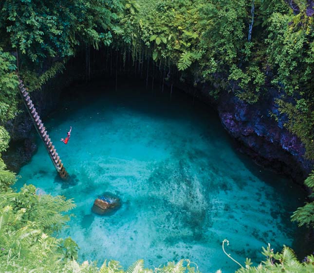 Sua Ocean Trench, gyönyörű tó a Szamoa-szigeteken