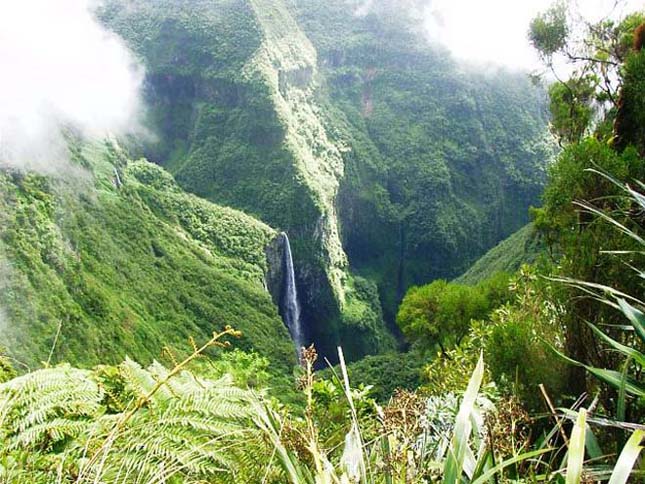 A csodálatos Trou de Fer szurdok La Réunion szigetén