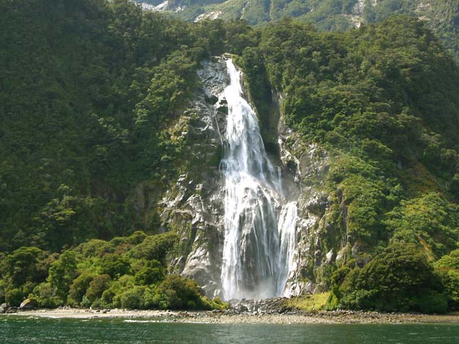 Az Új-Zélandi Milford Sound 