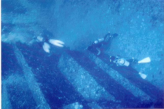 Yonaguni piramis