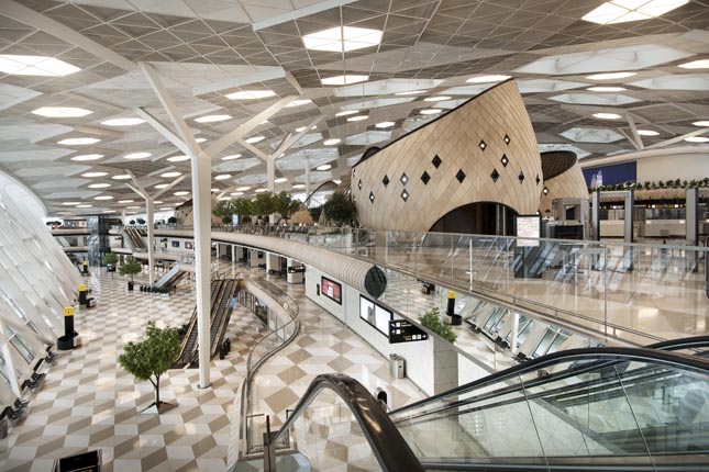 Heydar Aliyev Nemzetközi Reptér, Baku, Azerbajdzsán