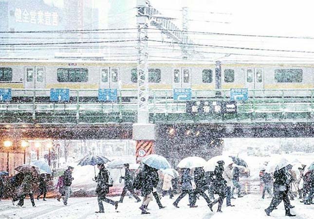 Több mint 50 év után először esett hó novemberben Tokióban