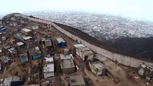 Wall of Shame, Lima, Peru