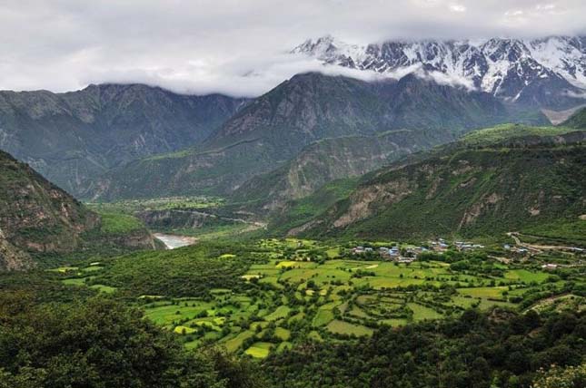 Yarlung Zangbo Grand Canyon, Tibet