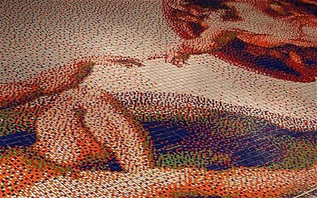 Kirakták Michelangelo remekművét 12 ezer Rubik-kockából