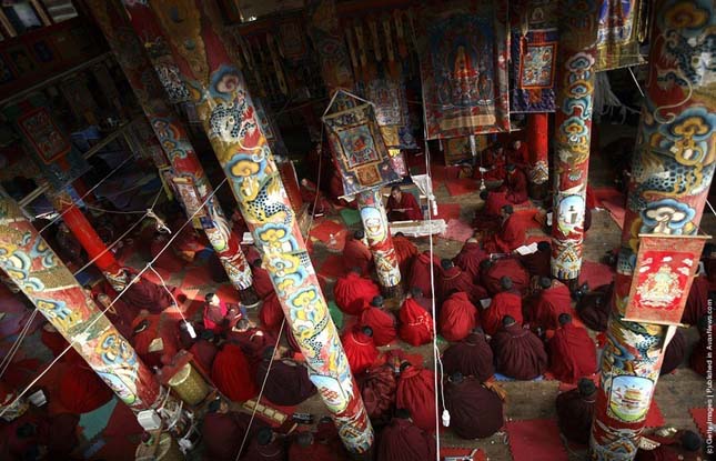 Larung Gar Buddhista Akadémia