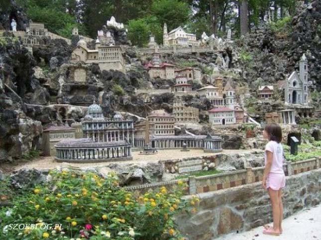 Ave Maria Grotto