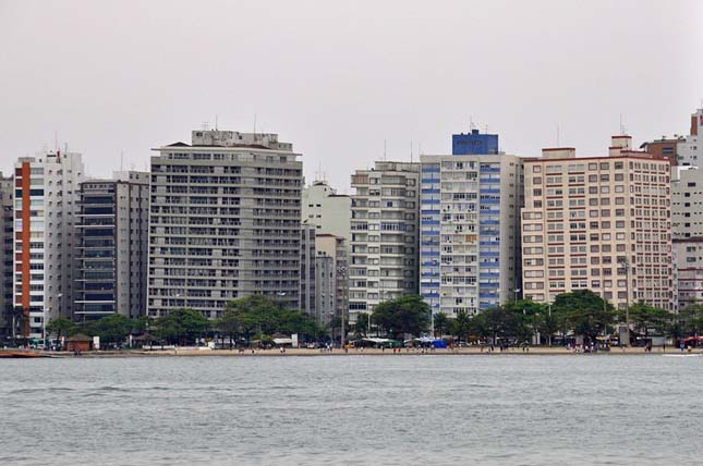 Santos - Megdőlt épületek