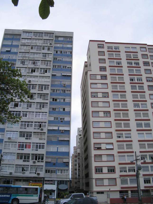 Santos - Megdőlt épületek
