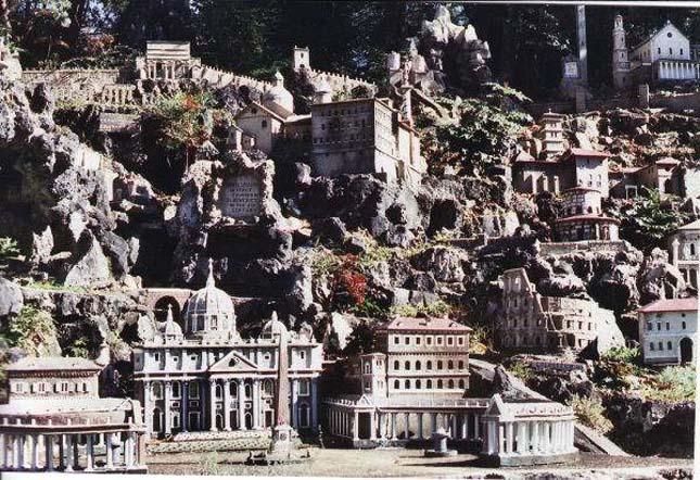 Ave Maria Grotto