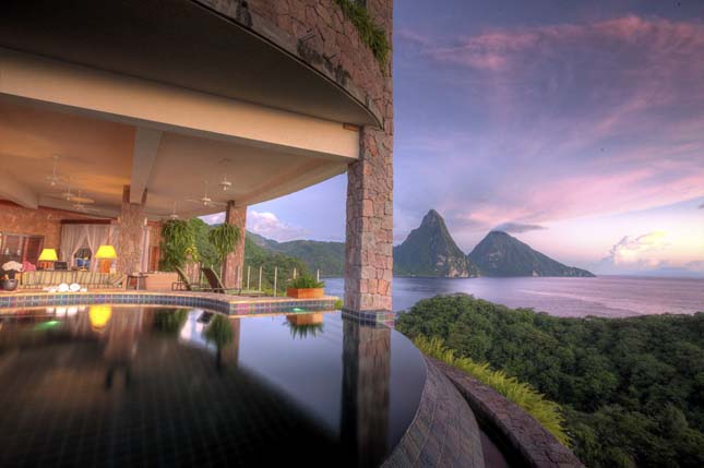 Jade Mountain Resort