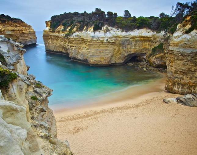 Loch Ard Gorge Beach, Port Campbell Nemzeti Park, Victoria, Ausztrália