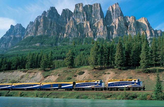 Determined Climber (Rocky Mountaineer), Canada
