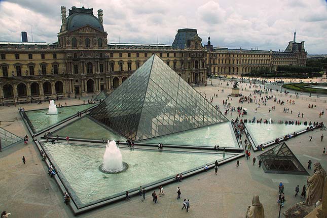 Louvre