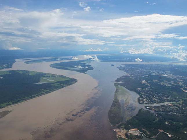 Rio Negro és az Amazonas folyó