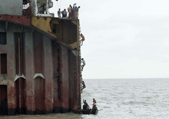 Embertelen körülmények Bangladesben