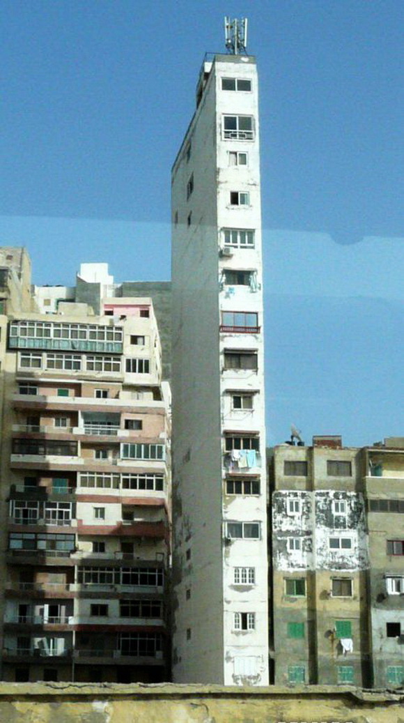 Thin Building in Latin America