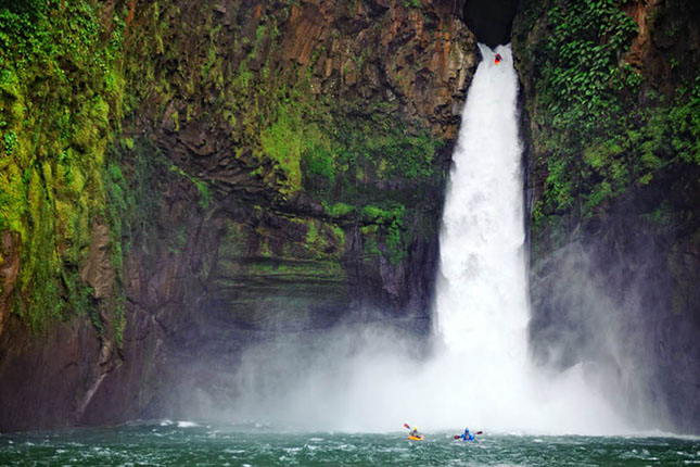 Rafael Ortiz at Big Banana Waterfall 2010