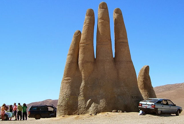 hand-of-atacama