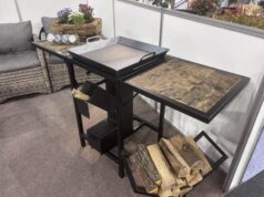 A nyersvas tepsi időtálló segítőtárs a szabadtéri főzéshez