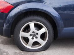 Mi történik, ha útközben kap defektet: tippek és tanácsok